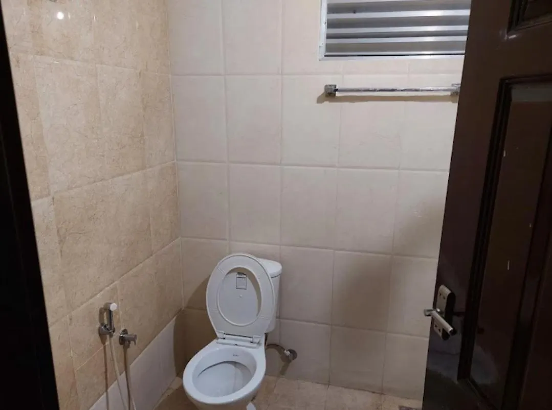 Apple 1 Bhk Appartment Kaladi Апартаменты